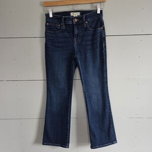 Madewell Dark Mid-Rise Kick Out Jeans NWOT Size 25P